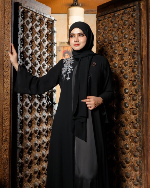 Abaya shellasaukia