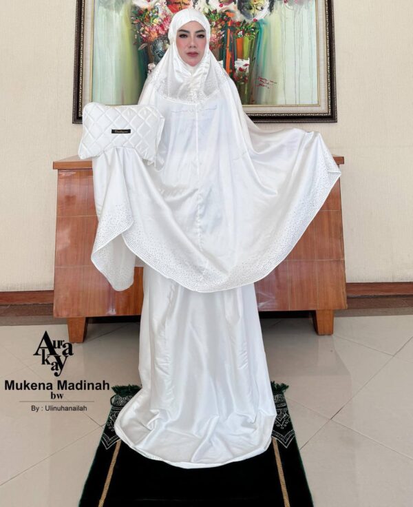 MUKENA Madinah